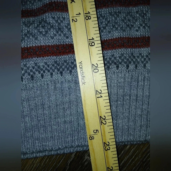 Van Heusen men's M wool blend fair isle sweater vest academia grandpa business - Picture 7 of 7